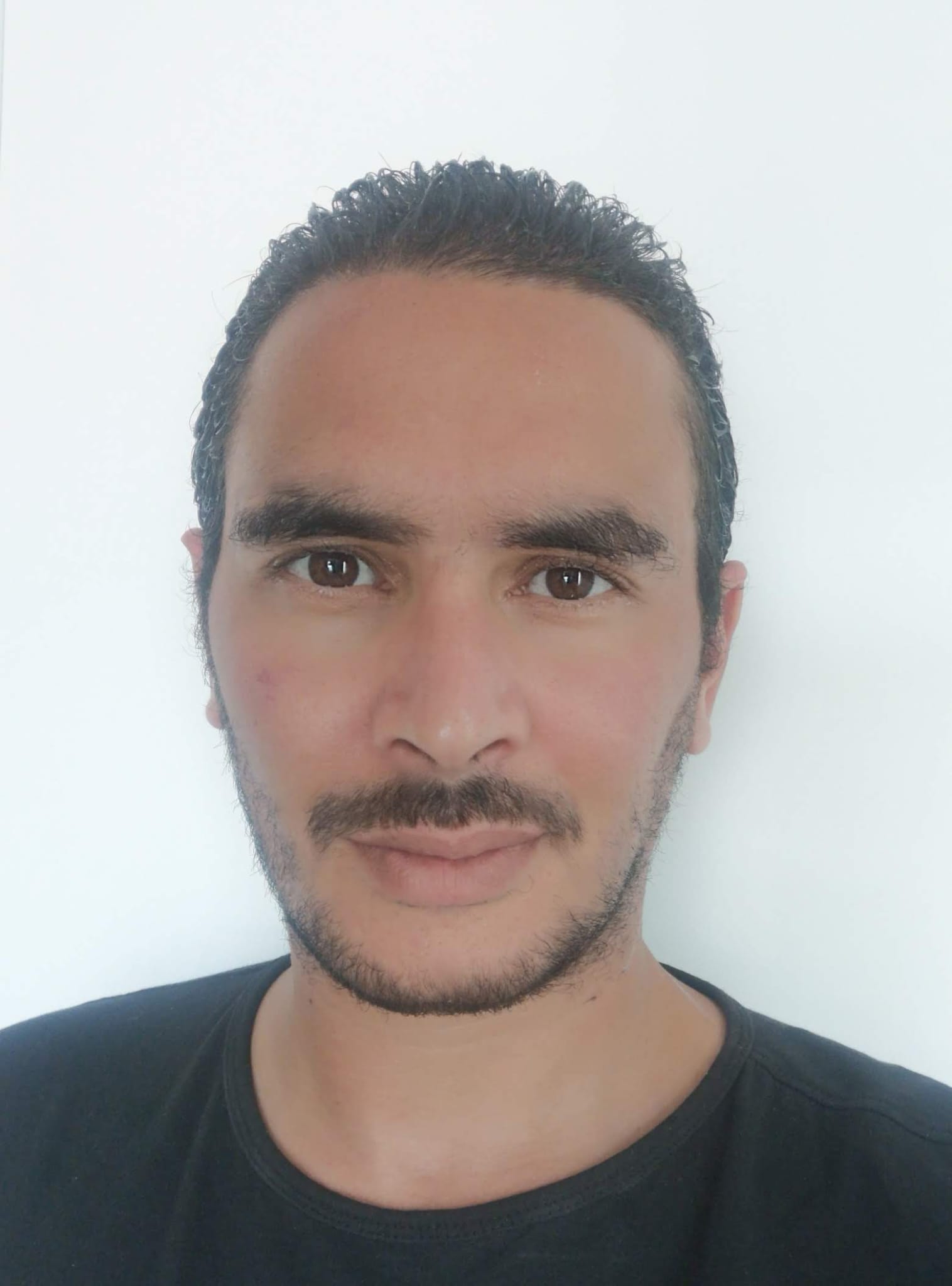 conseiller-recrutement-slash-interim-mehdi-zaoui-corbeil-essonnes-essonne