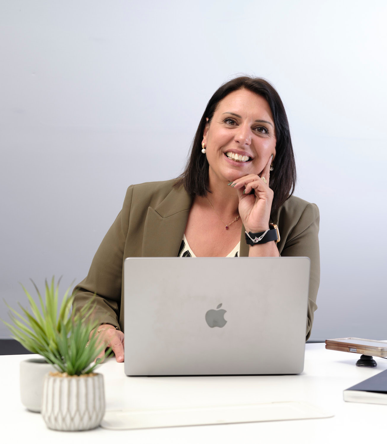 conseiller-recrutement-slash-interim-sandrine-jeudi-aizenay-vendee